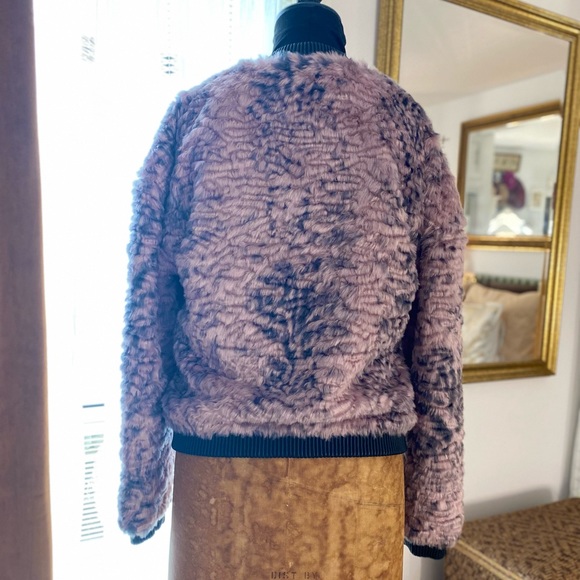 Lavender Faux Fur GUESS Jacket - Picture 5 of 9